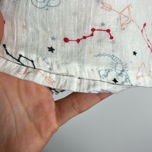 ModCloth Zodiac Sign Button Down Lightweight Novelty Print Shirt Size XS - Picture 11 of 16